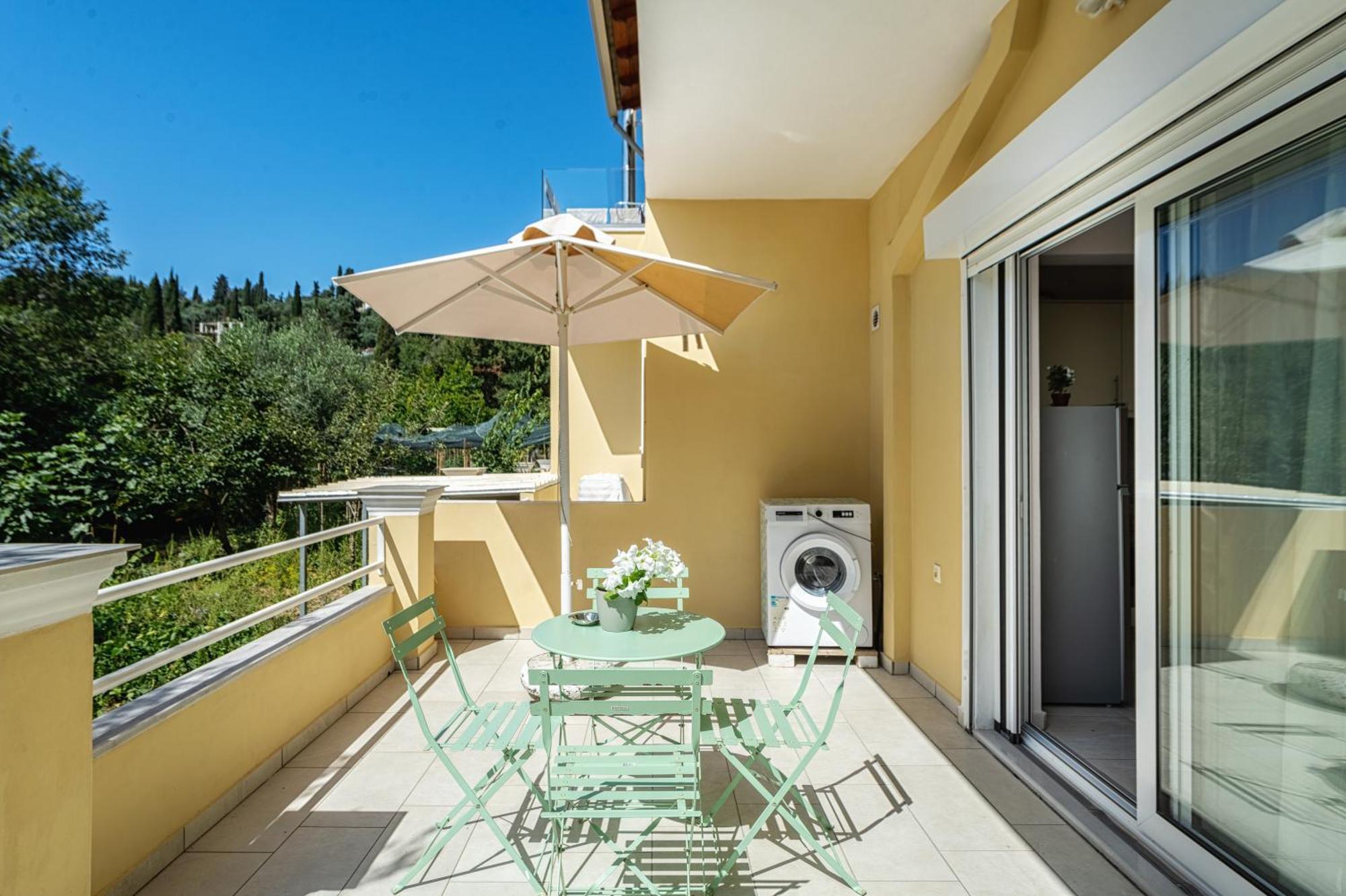 Lazaros Apartments Gouvia Exterior photo